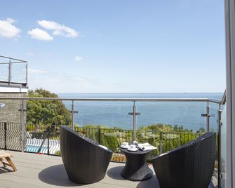 لوكومب هول هوتل - شانكلن - شرفة