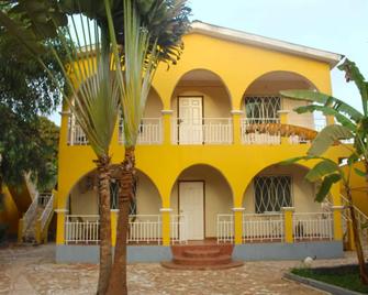 Harmony house apartments - Serrekunda - Gebouw