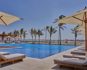 The Club by Fanar - Salalah - Piscina