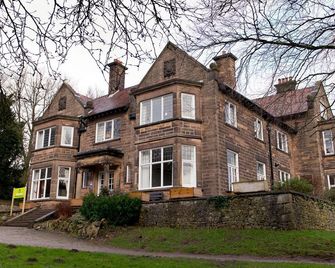 Hostel Yha Ravenstor - Buxton - Building