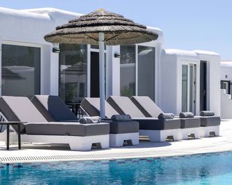 Giannoulaki Resort - Ornos - Piscina