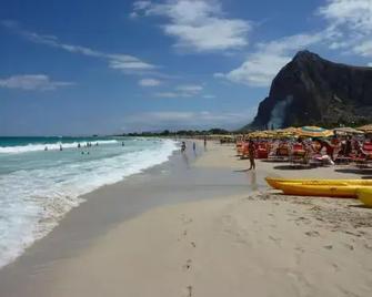 Case Paseda Piazza Centrale - San Vito Lo Capo - Plajă