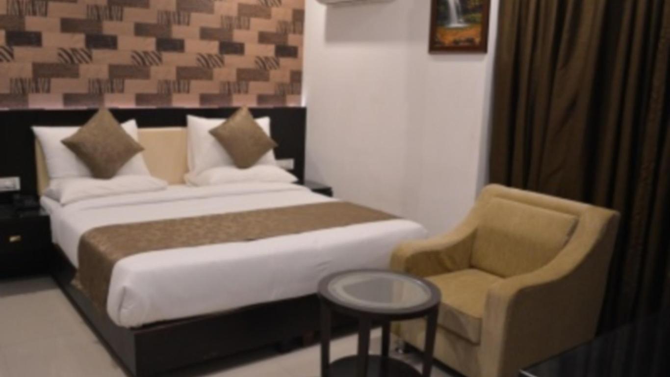 The City Grand Hotel