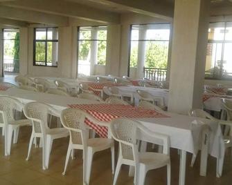 Camunya Hotel Ugunja - Siaya - Restaurante
