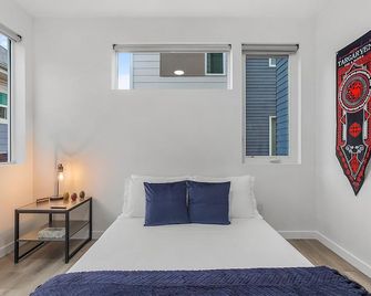 Balerion's Shadowed Suite - Seattle - Habitación