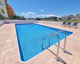 Seaside Heaven Apartment - Larnaca - Pool