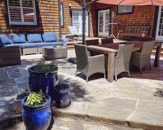 A Spacious and Elegant 3BR Californian Retreat - Jackson - Patio