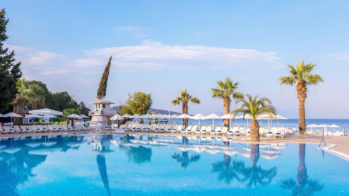 لابراندا تي إم تي بودروم