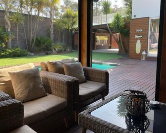 Wonderful House Between The Sea And The - Apúlia - Patio