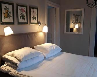Älgbergets Bed & Breakfast - Stenungsund - Habitación