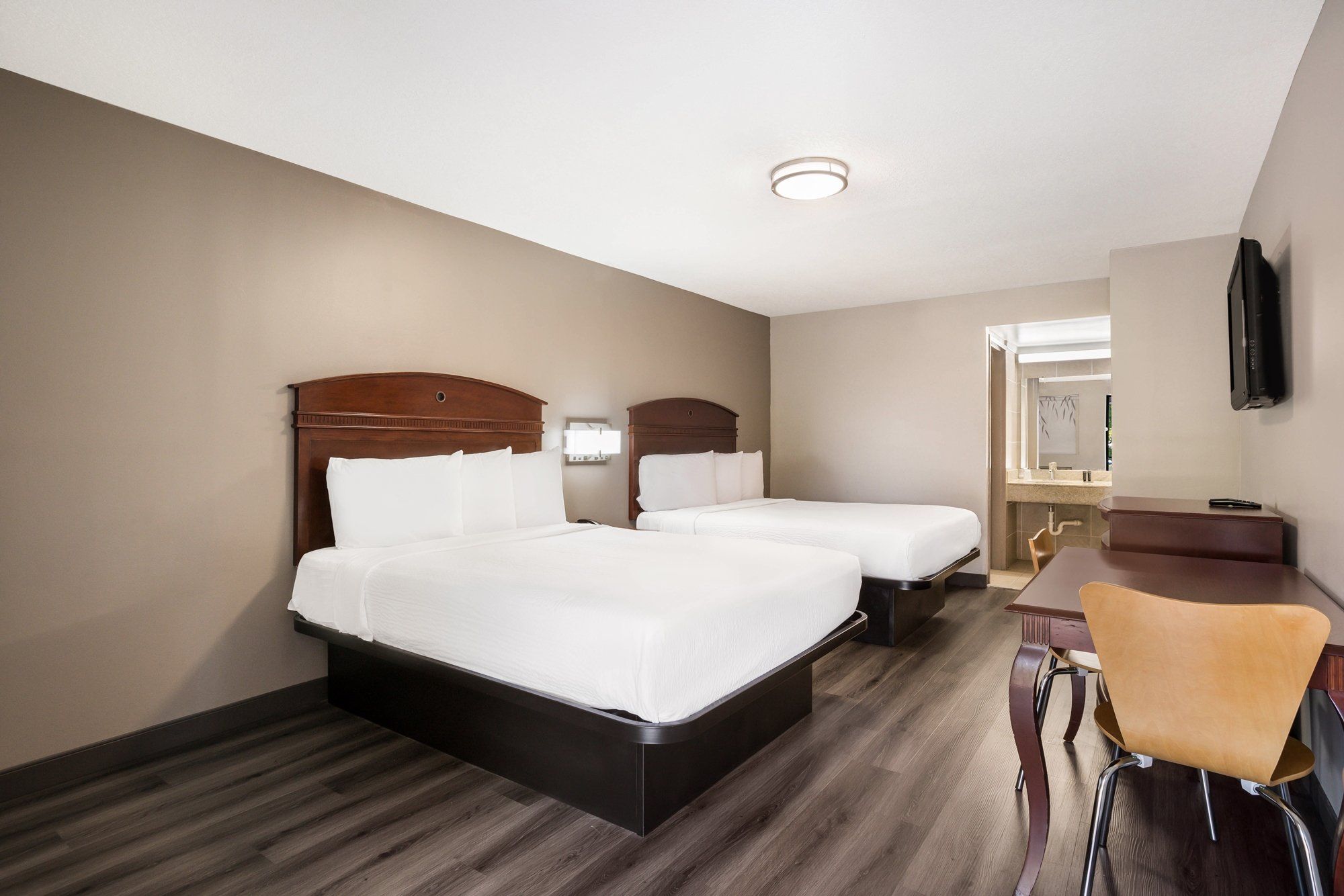 Bedroom view of Red Carpet Inn Edison