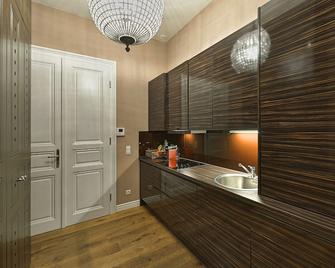 6 Rooms - Wien - Küche