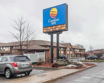 Comfort Inn Pembroke - Pembroke - Edificio