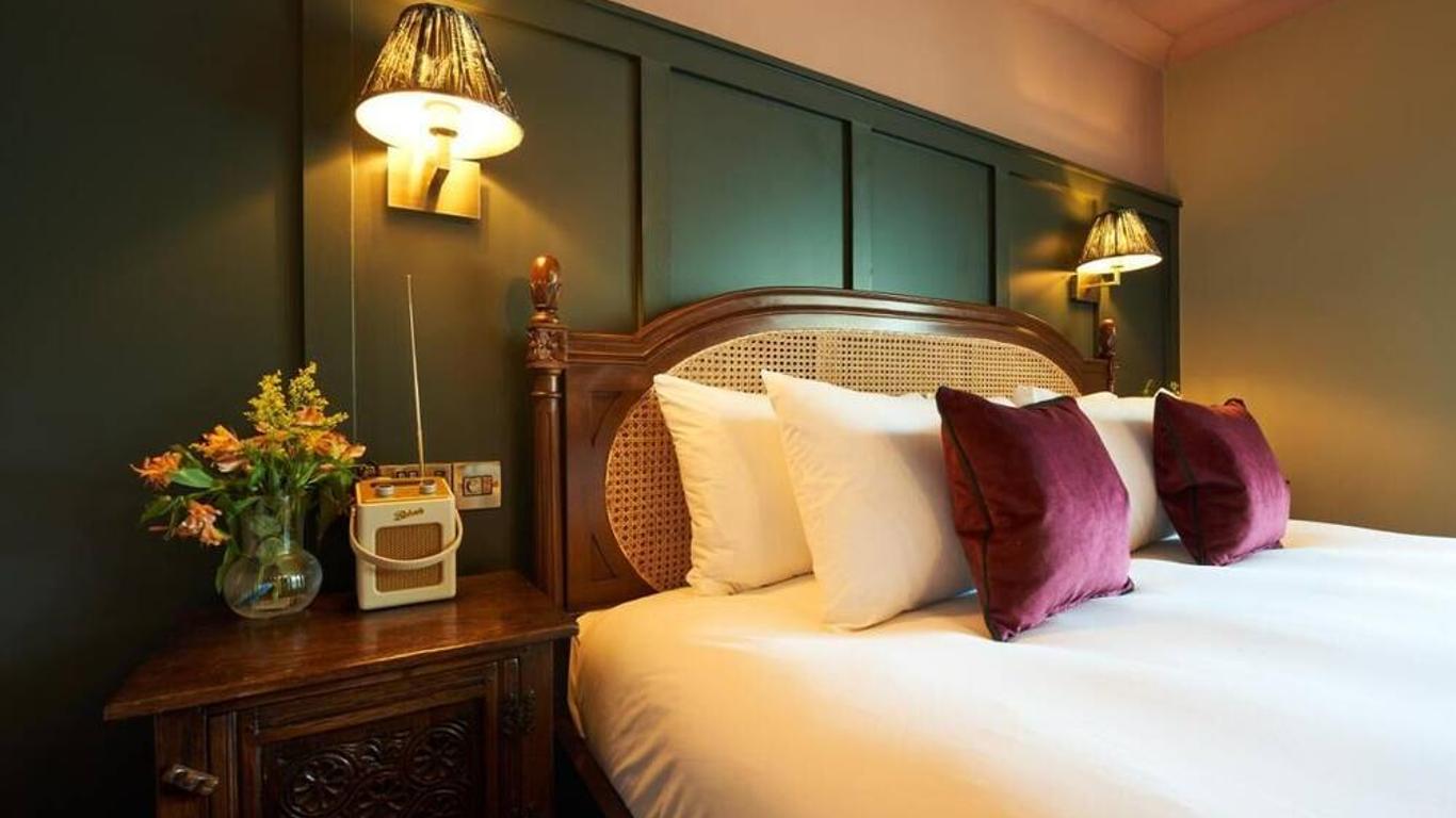 The Wellington Hotel