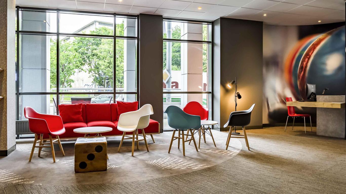 إيبيس شتيشن سنتروم