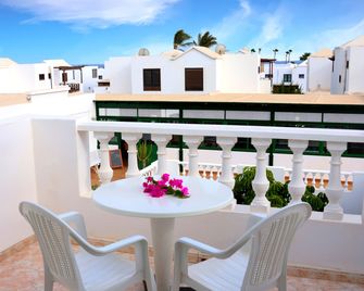 Apartamentos Tisalaya - Puerto del Carmen - Balcony