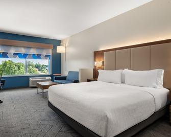 Holiday Inn Express & Suites Queensbury - Lake George Area - Queensbury - Bedroom