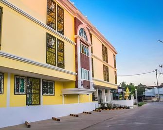 Jutha Mansion - Uttaradit - Building