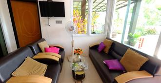Tafah Residence - Sakon Nakhon - Living room
