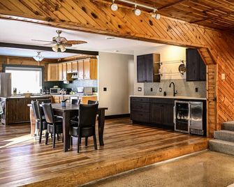 Green Acres - Indian River - Kitchen