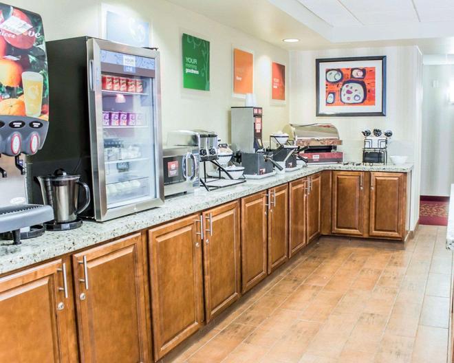 Comfort Inn Near Ft Bragg 86 1 1 7 Fayetteville Hotel Deals