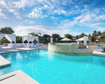 The Crown Villas - Puerto Plata - Pool