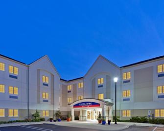 Candlewood Suites Bordentown-Trenton - Bordentown - Building