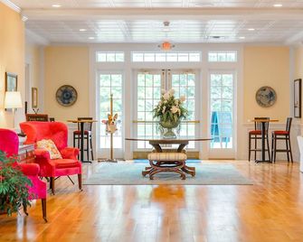 Mills Park Hotel - Yellow Springs - Lobby