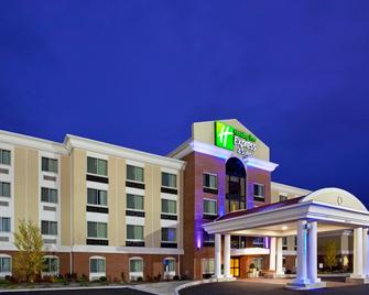 Holiday Inn Express & Suites Niagara Falls - Niagara Falls