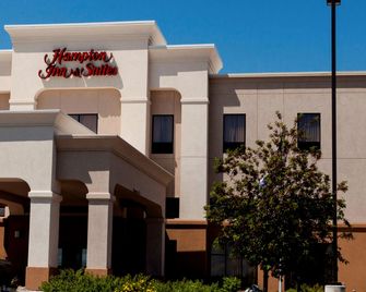 Hampton Inn & Suites Riverton - Riverton - Gebäude