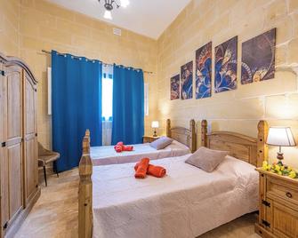 Tal-Andar Farmhouse - Kerċem - Habitación