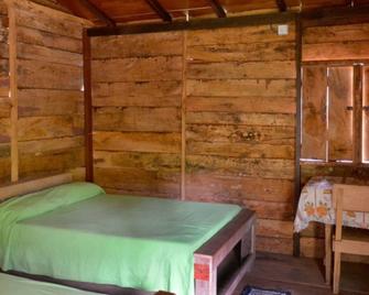 Tree house sigiri queens rest - Sigiriya - Bedroom