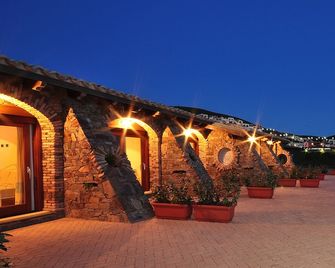 Hotel Corsaro Nero - Arbus - Outdoor view