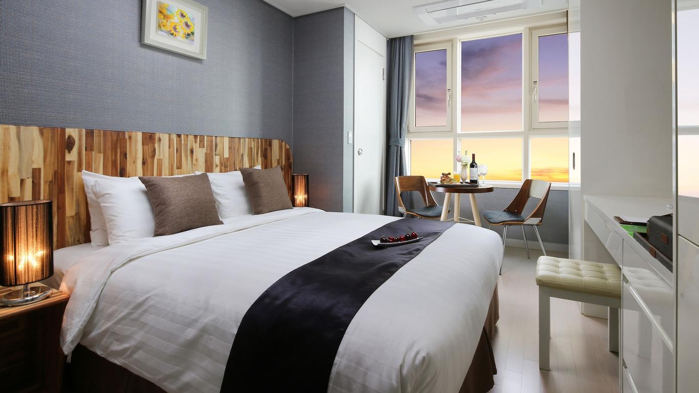 Ever8 Serviced Residence