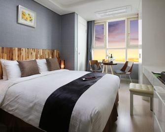Shinchon Ever8 Serviced Residence - Seoul - Schlafzimmer
