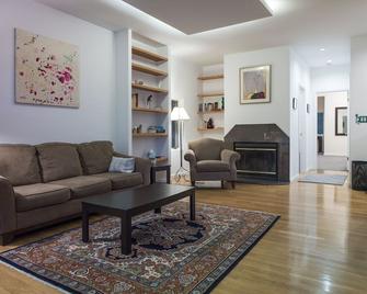 A home away from home! No events allowed - Chicago - Sala de estar