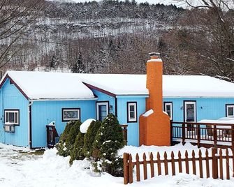 Catskill Cottage - Cozy Getaway For Up To 6, near Windham & Hunter, NY skiing - Prattsville - Edificio