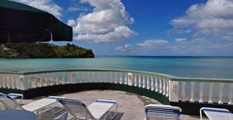 Gem Holiday Beach Resort - Saint George's - Balkon