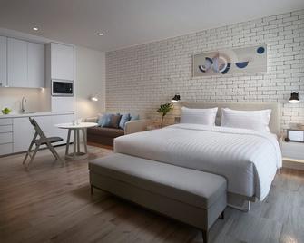 Zen Unit/ Full Service/Pet friendly/ Monthly - Bangkok