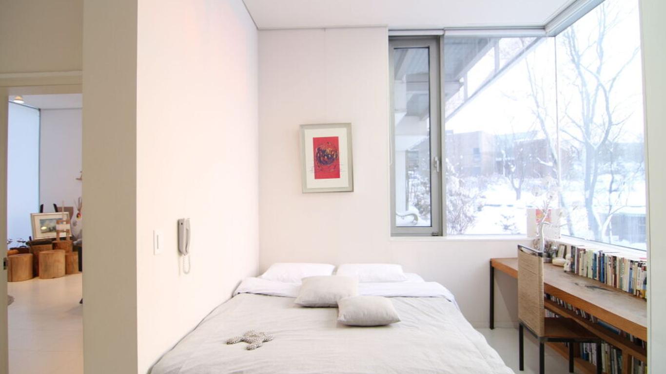 Motif No.1 Guest House