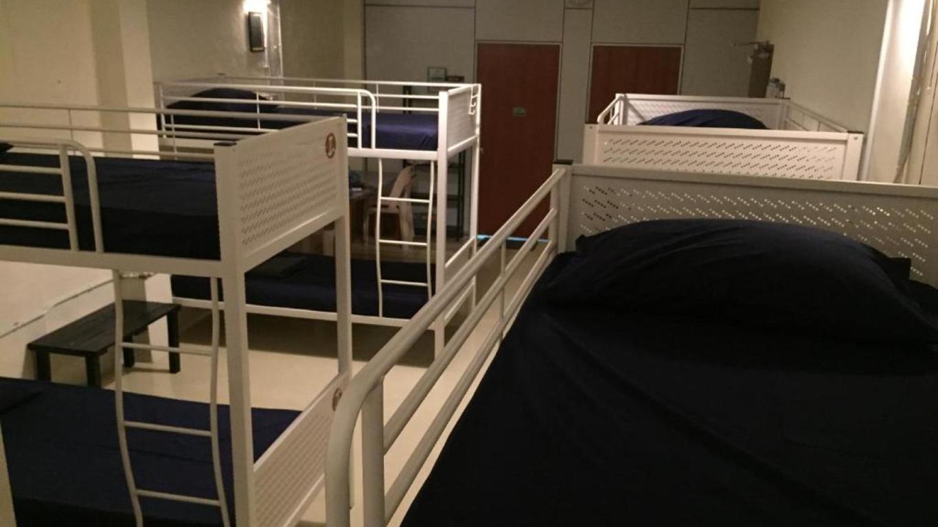 Vloft Backpackers Hostel