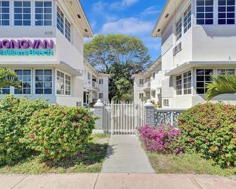 Donovan by Nomada - Miami Beach