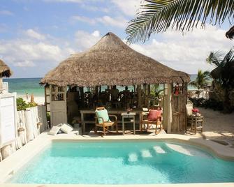 Punta Piedra Beach Posada - Tulum - Piscina
