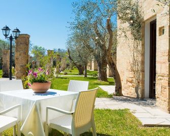 Relais Masseria Casina Dei Cari - Ugento - Terasa