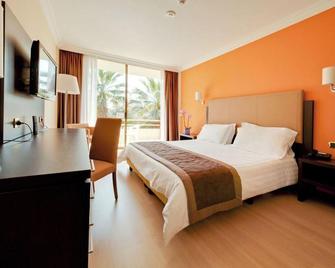 Nyala Suite Hotel - San Remo - חדר שינה