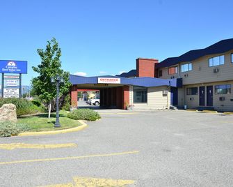 Canadas Best Value Inn Kelowna - קלונה - בניין