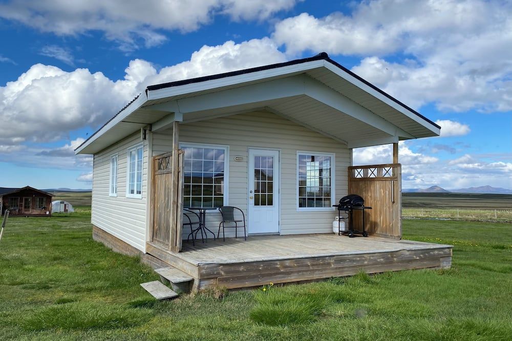 Guesthouse Stöng and Cottages - Myvatn - Building
