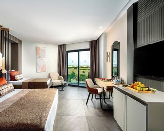 Kirman Calyptus Resort and Spa - Manavgat