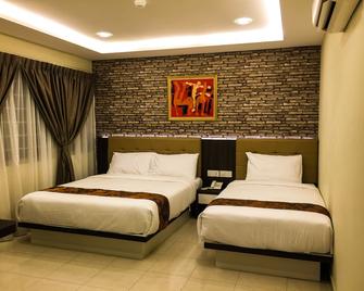 Louis Hotel - Taiping - Bedroom