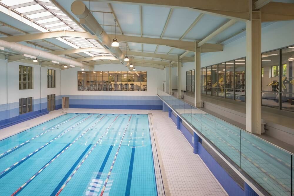 Salthill Hotel - גולווי - בריכה